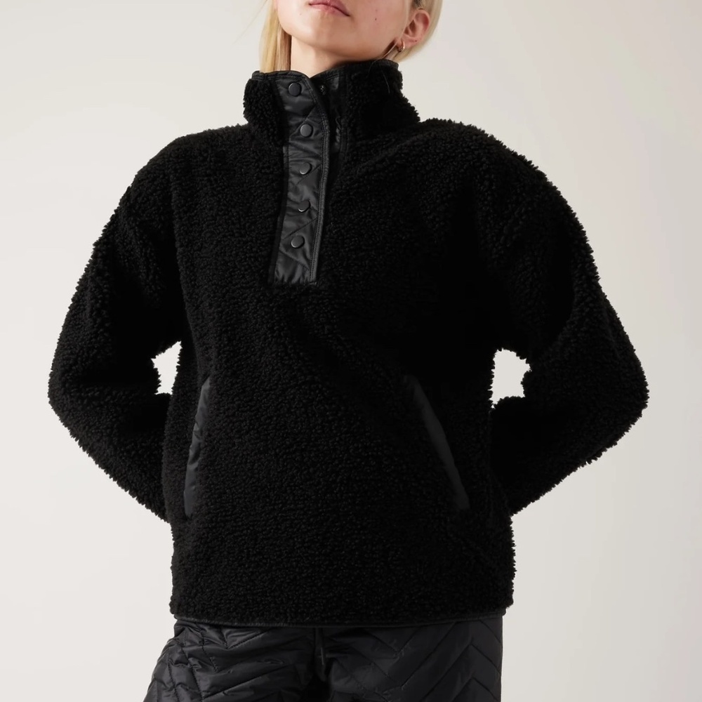 Athleta Cozy Sherpa Snap Sweatshirt Black fleece jacket